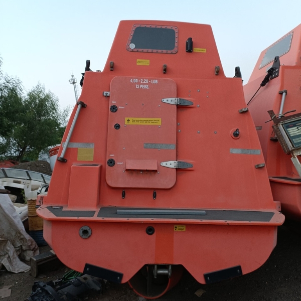 13 Person Open Life Boat - Image 3