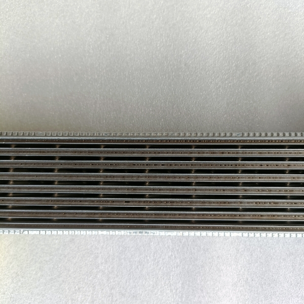 STEYR MOTORS 2178564-2 Oil Cooler - Image 2