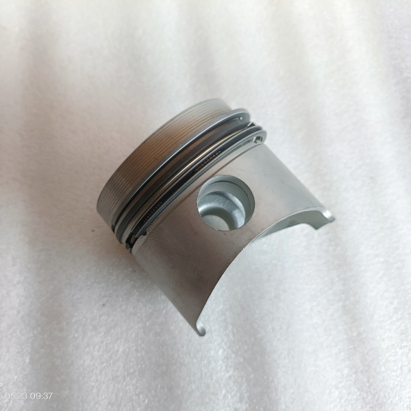 Yanmar 10532522570 Oversized Piston 0.25mm with Piston Rings for 1GM10 2GM20 3GM30 Genuine - Image 2